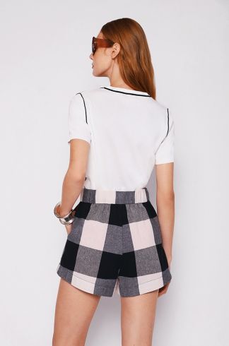 Short Curto Xadrez Travessia Preto e Branco
