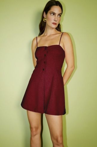 Vestido Macaquinho Curto Casulo Libélula Bordô