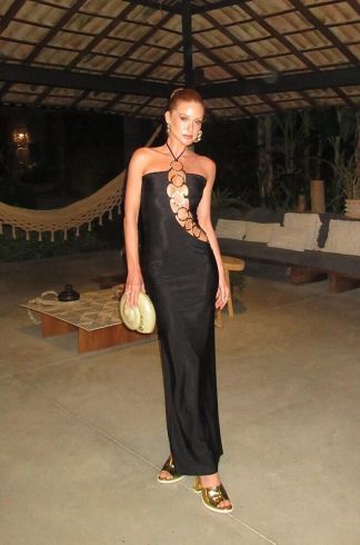 Vestido Longo com Argolas Ginger e La Sirene Anna Preto