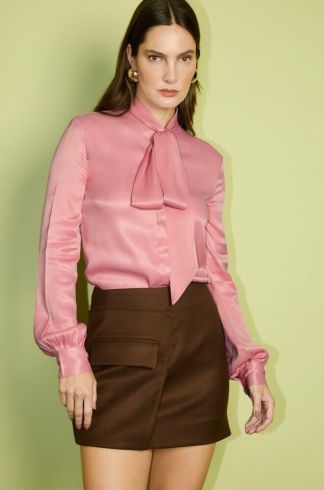 Camisa em Cetim Casulo Mel Rosa