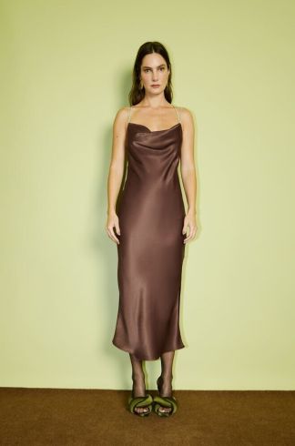 Vestido Midi em Cetim Alças Finas Casulo Mel Marrom