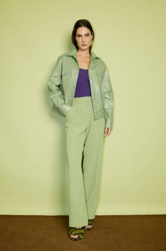 Jaqueta em Verniz Casulo Escaravelho Verde