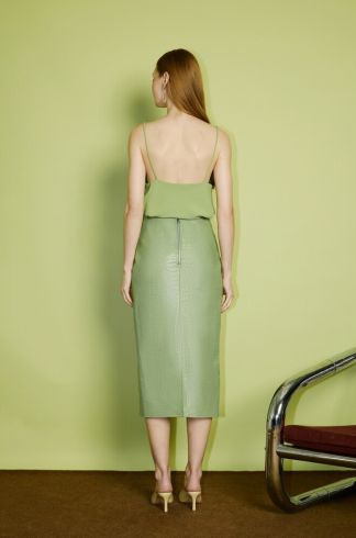 Saia Midi em Verniz Casulo Escaravelho Verde