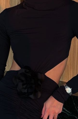 Vestido Midi com Flor Casulo Ninfa Preto