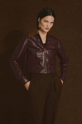 Jaqueta em Verniz Casulo Escorpião Bordô