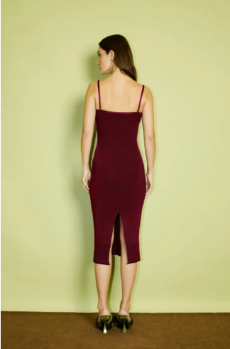 Vestido Midi em Tricot Alças Removíveis Casulo Metamorfose Bordô