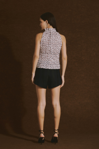 Blusa sem Manga Plissada Casulo Joaninha Poá Branco